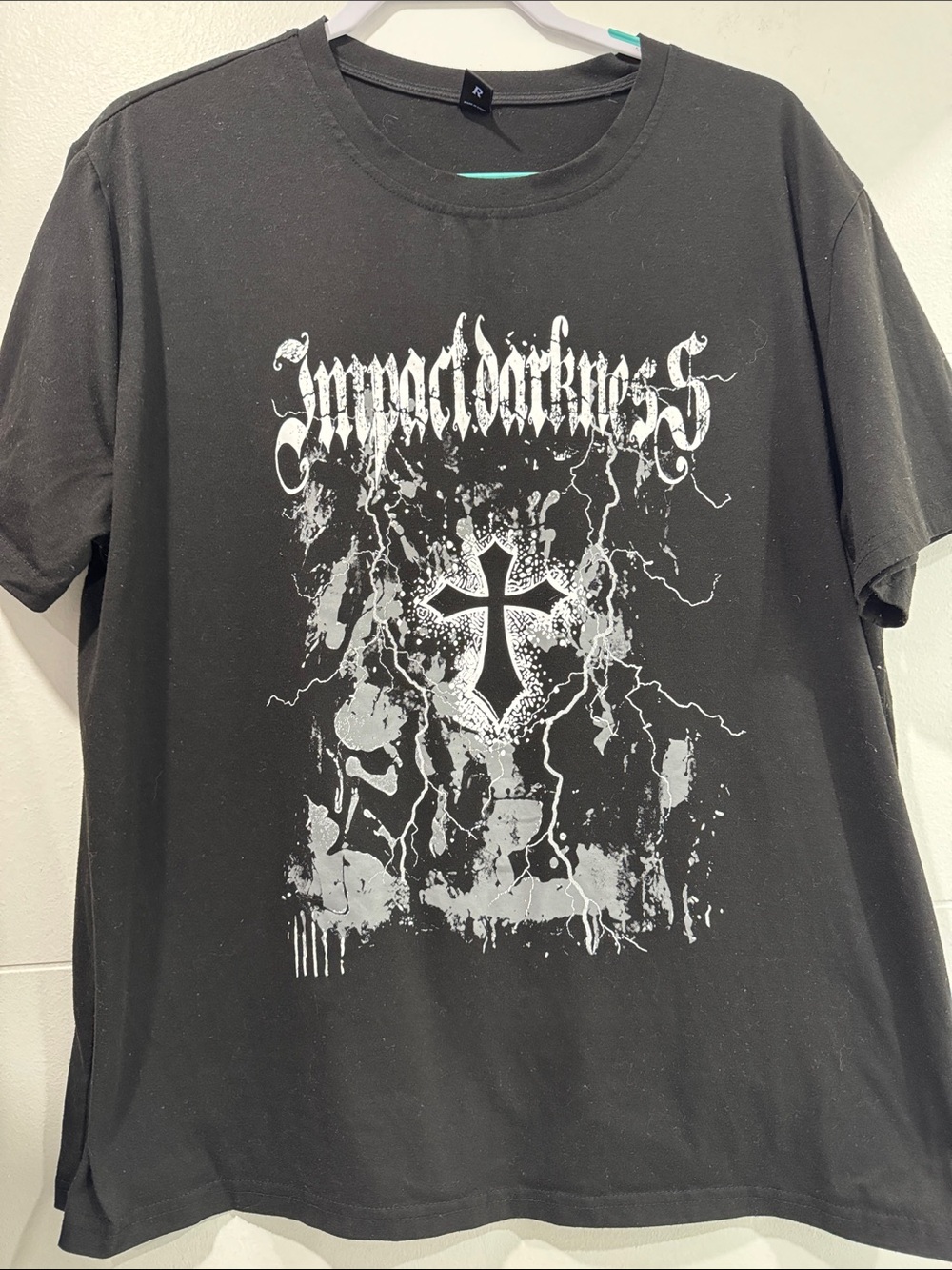 ROMWE Black Short Sleeve Graphic Cross Tee